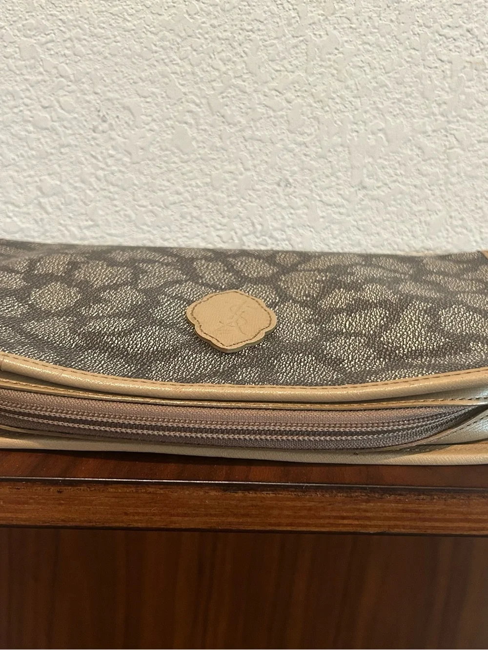 Yves Saint Laurent Gray Giraffe Print Clutch Pouch with Beige Trim